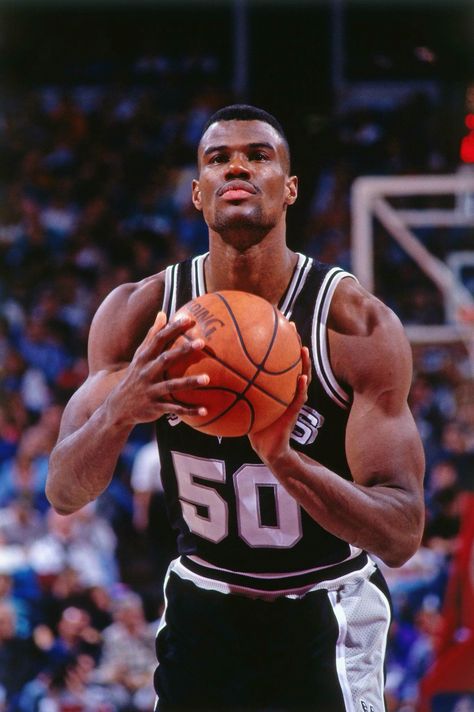 One of the all time greats. Admiral David Robinson of the San Antonio Spurs. Rose Nba, Basketball Books, Nba Uniforms, Spurs Basketball, Tim Hardaway, United States Naval Academy, Texas Sports, David Robinson, Nba Mvp