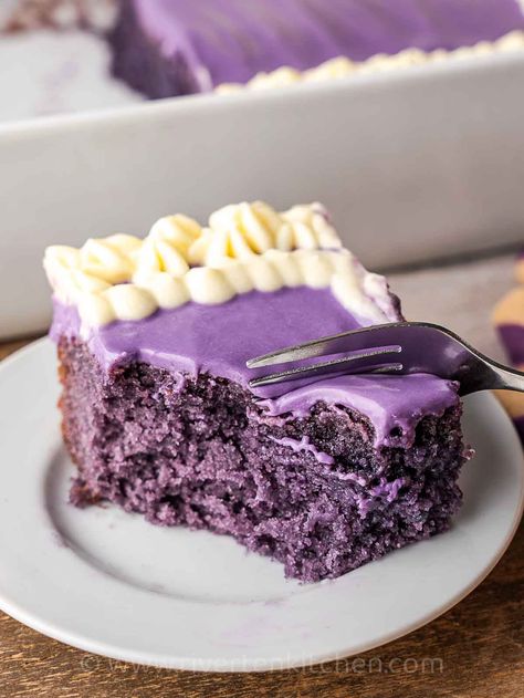 Heavenly Ube Cake (easy recipe) Ube Birthday Cake, Ube Cake Recipes, Best Ube Cake Recipe, Easy Ube Cake Recipe, Ube Roll Cake Recipe, Ube Dessert Recipe, Toffee Bites, Asian Cakes, Cake Easy Recipe