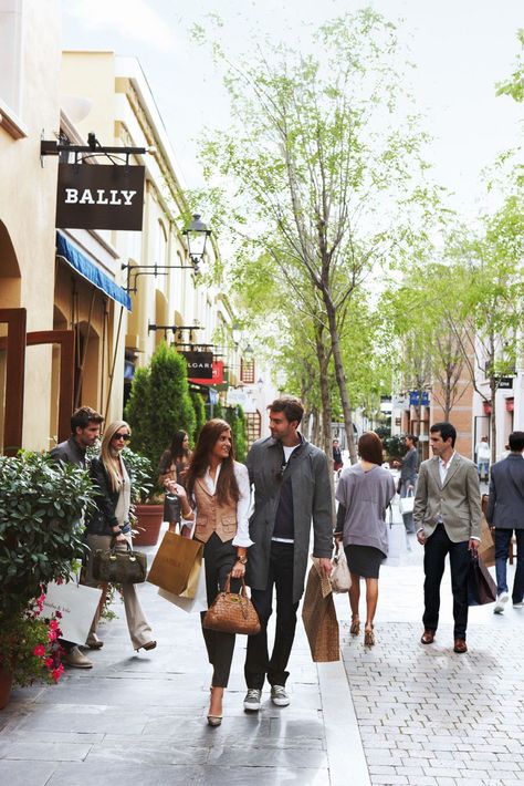 Las Rozas Village, Luxury Outlet Shopping Madrid Shopping In Madrid, Madrid Shopping, Shopping Village, Visit Madrid, Vacation Shopping, La Boqueria, Ac Hotel, Travel Spain, San Bernardo