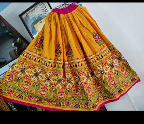 Rabari Bharat Chaniya Choli, Gamthi Work Saree, Rabari Work Kurti, Rabari Work Chaniya Choli, Hand Embroidery Chaniya Choli, Gamthi Work Blouse Design, Sada Work Blouse, Sada Bharat Work, Rabari Work Blouse