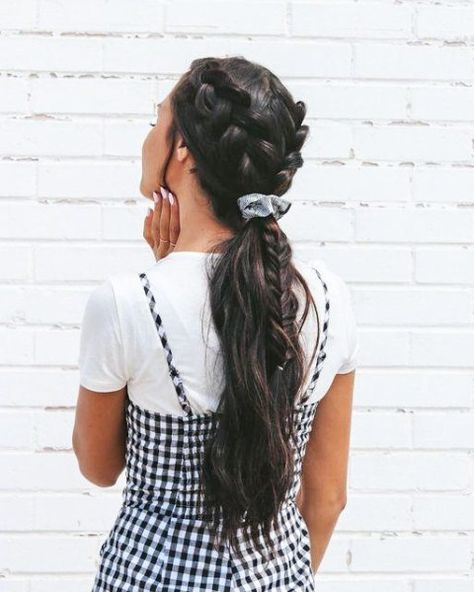 Lazy Girl Hairstyles, Hair Styels, Wand Hairstyles, Lazy Hairstyles, Butterfly Hair Clip, Hairstyle Look, Everyday Hairstyles, Scrunchie Hairstyles, Messy Hairstyles