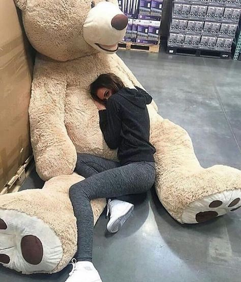 1,341 Likes, 15 Comments - G E T N I C E F A S H I O N (@getnicefashion) on Instagram: “Yes or No...❤ Via @fashionzine #girl#fashion #style #outfitoftheday#instafashion #swag #love…” Huge Teddy Bears, Teddy Bear Costume, Team Magma, Big Teddy Bear, Big Teddy, Teddy Bear Images, Giant Teddy Bear, Giant Teddy, Bear Images