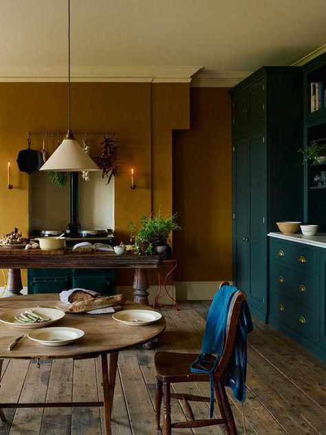 Classic English Kitchen, Devol Kitchens, English Kitchens, Teal Walls, Colored Ceiling, Yellow Kitchen, Bespoke Kitchens, Making Room, New Classic