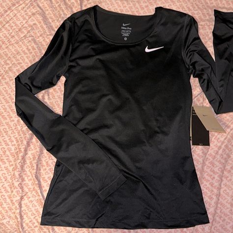 New With Tags. Never Worn. Nike Tops Women, Nike Clothes, Cute Lazy Day Outfits, Future Outfit, Lazy Day Outfits, Trendy Summer Outfits, Training Tops, Cute Blouses, Tops Black