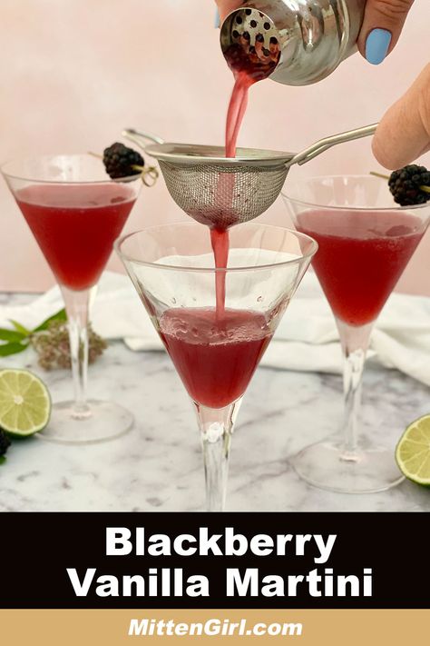 Fresh blackberries, lime juice, and vanilla vodka shake up for a balanced vodka cocktail that's not too sweet and easy to make. Tart Cocktails, Vanilla Martini, Vanilla Cocktail, Club Cocktails, Spring Drinks, Fun Drink Recipe, Martinis Drinks, Vodka Recipes, Martini Recipe