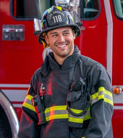 Firefighter Images, Eddie Diaz, Peter Krause, Characters Inspiration, Ryan Guzman, Fox Tv, Chicago Fire, Fire Truck, Lone Star