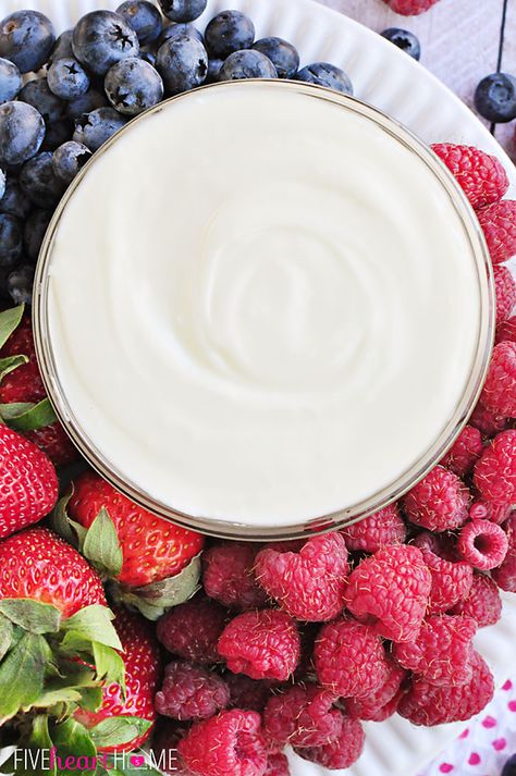 White Chocolate Cheesecake Fruit Dip ~ quick to make and quicker to disappear, this will become your new favorite fruit dip! | FiveHeartHome.com Cheesecake Fruit Dip, Cheesecake Fruit, Fruit Dips, Fruit Dips Recipes, Chocolate Dipped Fruit, White Chocolate Cheesecake, Cheesecake Dip, Sweet Dips, Melting White Chocolate