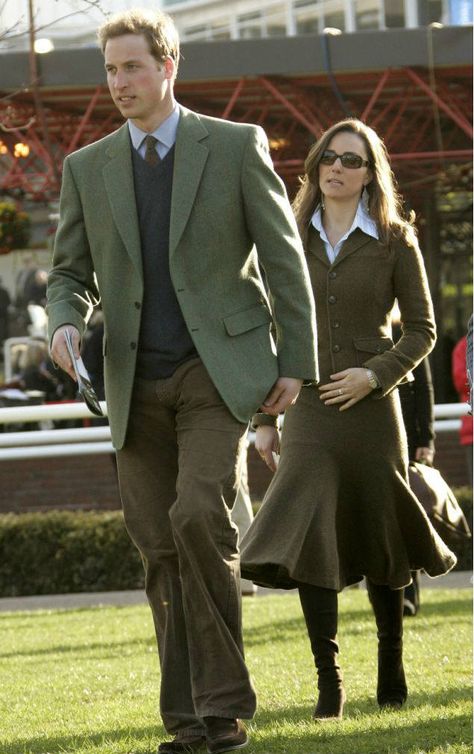 Breaking up Horse Race Outfit Men, Horse Race Day Outfits, Style Kate Middleton, Principe William Y Kate, Fairytale Romance, Duchesse Kate, Düşes Kate, Prince William Et Kate, William E Kate