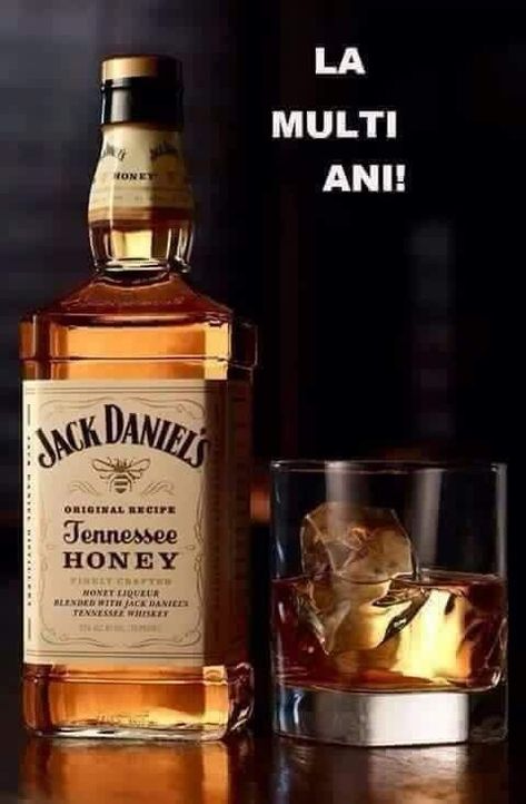 Jack Daniels Tennessee Honey, Jack Daniels Drinks, Jack Daniels Honey, Honey Whiskey, Vodka Wine, Tennessee Honey, Coffee With Alcohol, Whiskey Girl, Dont Drink And Drive