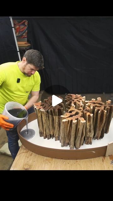 TotalBoat | Don't miss the grand finale of this incredible epoxy table project by @modustrialmaker! 😯 Mike found this rare Mexican log wood at his... | Instagram Diy Resin Table, Tree Stump Table, Log Table, Resin And Wood Diy, Epoxy Resin Diy, Cool Wood Projects, Epoxy Table, Epoxy Resin Table, Diy Epoxy