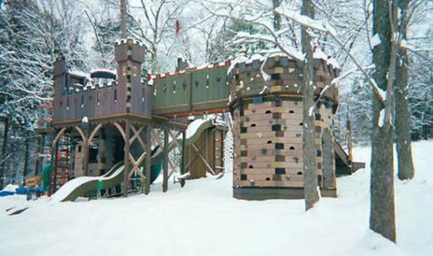 Castle Outdoor Playhouse Plans, Luxury Playhouses, Castle Playhouse, Play Structures For Kids, Outside Playhouse, Outdoor Play Structures, Playhouse Plans, Build A Playhouse, Playhouse Outdoor