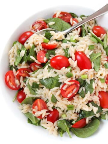 Vegan Salad Recipes (Easy & Healthy!) | The Garden Grazer Orzo Salad With Spinach, Spinach Feta Salad, Orzo Spinach, Spinach Orzo, Garden Grazer, Salad With Spinach, Salad Appetizer Cups, Tomato Salad Recipe, Feta Salad Recipe