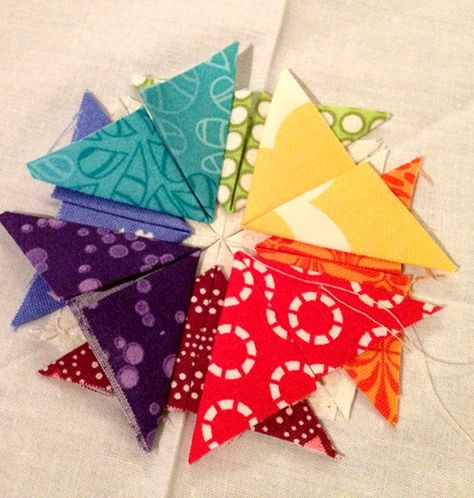 Folded Patchwork, Folded Stars, Folded Star, Free Crafts, Star Tutorial, Fabric Origami, Folded Fabric, Quilted Ornaments, Star Quilt Patterns