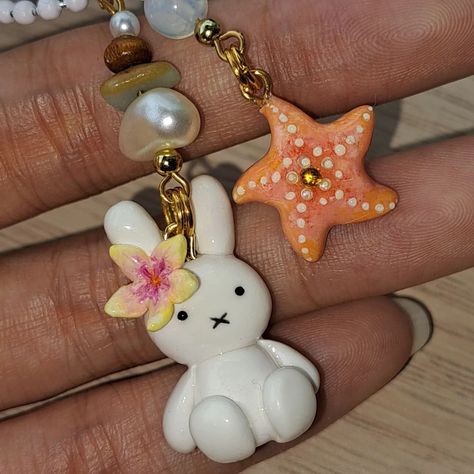 En 恩 | custom clay charms | [Closed, thank you A & S ♡] Swipe for rules!! 🌊🪸🌺🫧🩵 Sg mailing: + $2 SGD International shipping: + $7 USD (untracked) OR $9 USD… | Instagram Sanrio Clay Charms, Clay Keychain Aesthetic, Mini Clay Charms, Aesthetic Clay Charms, Trinkets Clay, Argile Aesthetic, Clay Sea Animals, Fimo Clay Ideas, Clay Charms Diy