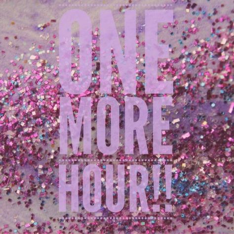 1 hour until lularoe party time www.facebook.com/groups/lularoeshannonlarisa Live Sale Graphic, Paparazzi Quotes, Pure Romance Consultant Business, Scentsy Facebook Party, Sale Graphic, One More Hour, Younique Party, Paparazzi Jewelry Images, Tupperware Consultant