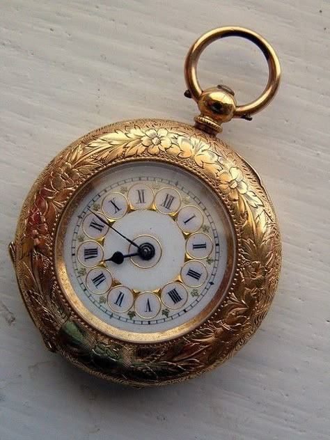 in a bottle by phoebe Clock Oc Design, Vintage Items Antiques, Antique Trinkets, Clock Accessories, Magical Objects, Harry Clarke, Jewel Art, Antique Pocket Watch, Gold Pocket Watch