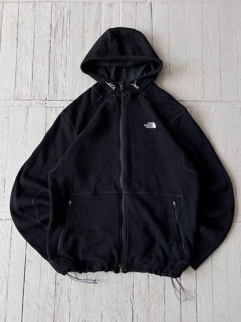 FOLLOW MY SHOP TO CHECK DAILY UPDATES & PRICE DROPS Vintage The North Face Windstopper Retro Fleece Jacket Size XL P2P - 23'' Length - 27'' Jacket is in very good pre-owned condition Shipping options: - standard shipping in 7-15 days - priority in 3-5 business days (price will be more) Aesthetic Jackets Vintage, Vintage Jackets Retro, Vintage North Face, Fleece Outfit, Sportswear Outfits, Daily Fashion Inspiration, Streetwear Mode, Guys Clothing Styles, Funky Outfits