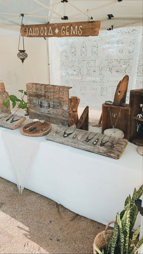 Jewelry Tent Booth Ideas, Market Booth Jewelry, Earthy Vendor Booth, Outdoor Jewelry Booth, Branch Earring Display, Artisan Vendor Booth, Outdoor Jewelry Booth Display, Vintage Jewelry Display Booth, Western Pop Up Shop Ideas