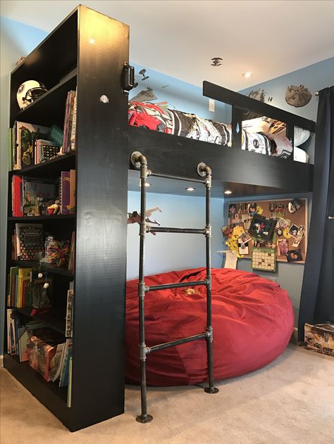 Adjustable Bookshelf, Loft Bed Plans, Boy Bedroom Design, Bedroom Setup, Woman Cave, Bilik Tidur, Small Room Design, غرفة ملابس, Dream Room Inspiration