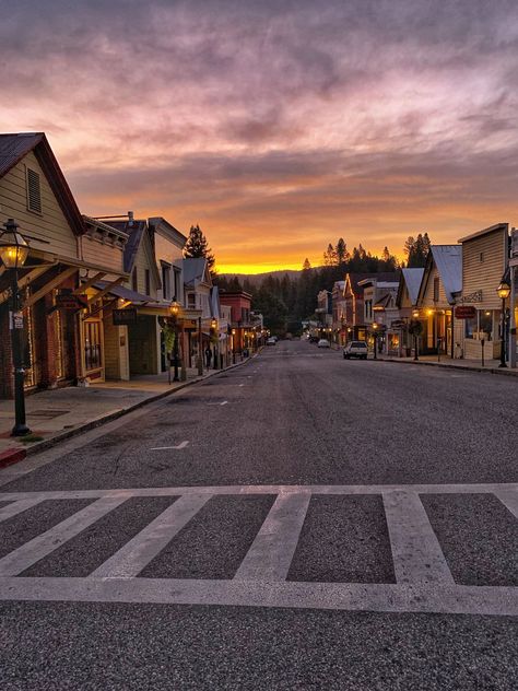 Downtown Nevada City, historic building, shops and restaurants, photo by Erin Thiem Nevada Aesthetic, City Sunrise, America City, Small Town Life, City Road, Nevada City, American Cities, City Aesthetic, Pretty Places