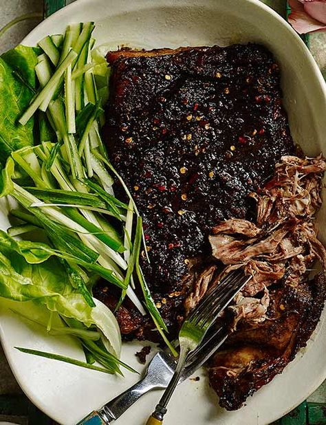 Chinese shredded lamb - Perfect as part of a Chinese inspired feast! Shredded Lamb, Lamb Sandwich, Roast Dinner Recipes, Veggie Options, Beef And Pork, Chicken Wrap Recipes, Mutton Recipes, Lamb Dishes, Cooking Advice