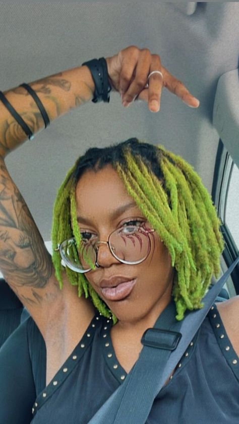 Style Short Locs, Green Locs, Black Women Dreadlocks, Green Dreads, Silk Press Hair, Neon Green Dresses, Short Locs, Short Locs Hairstyles, Neon Hair