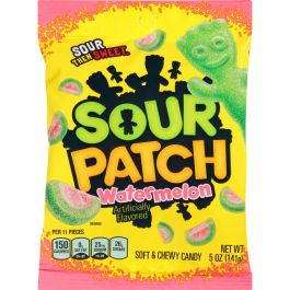 SOUR PATCH Watermelon Soft & Chewy Candy Sour Food, Good Candy, Sour Patch Watermelon, Cool Candy, Candy Salad, American Snacks, Popular Candy, Sweets Candy, Junk Food Snacks