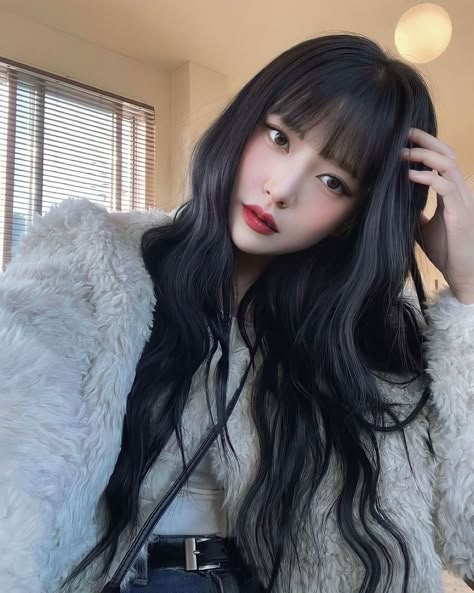 Black Hair Japanese, Black Hair Korean, Hairstyle Black Hair, Black Hair Bangs, Long Straight Black Hair, Black Hair Types, Straight Black Hair, Diy Hair Masks, Girls With Black Hair