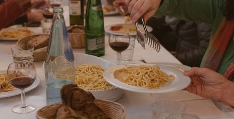 Uncover Rome's best foods & restaurants on a Rome Food & Walking Tour through non-touristy and historic neighborhoods. Book your tickets now. Pasta Making Class, Europe Food, Rome Food, Rome Tours, Things To Do In Italy, Italy Tours, Food Tour, Anniversary Trips, Rome Travel