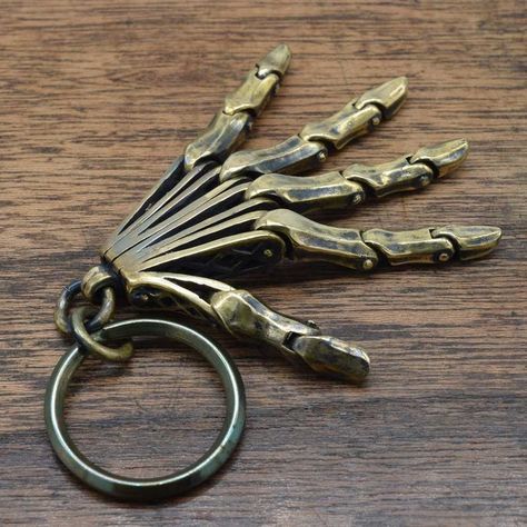 Random Trinkets, Brass Accessories, Hand Sign, Five Fingers, Dope Jewelry, Dream Jewelry, Cool Tools, Cool Items, Left Handed