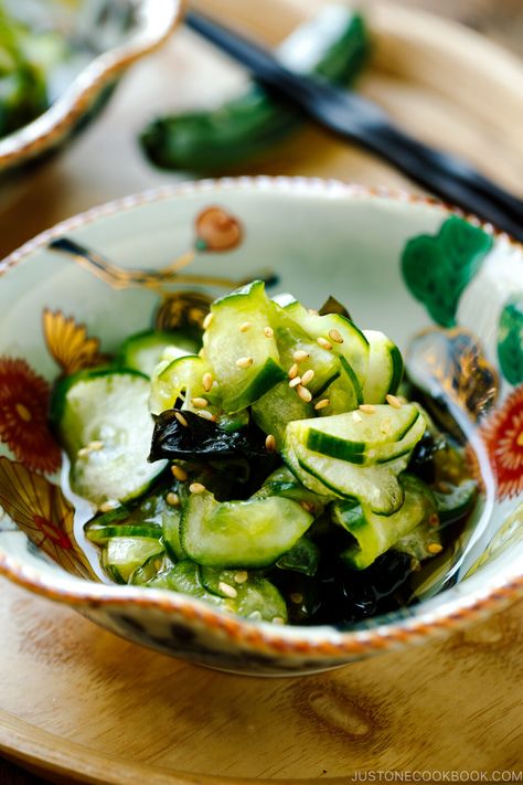 Need some cucumber inspiration? Try Japanese Cucumber Salad (Sunomono) four different ways! This sweet and sour cucumber salad with wakame seaweed makes a versatile side dish to serve with any Japanese meal. It‘s light, healthy, and incredibly refreshing. #cucumber #sunomono | Easy Japanese Recipes at JustOneCookbook.com Sunomono Recipe, Japanese Salad Recipes, Sunomono Salad, Japanese Cucumber Salad, Vegetarian Japanese, Japanese Side Dish, Japanese Salad, Wakame Seaweed, Japanese Cucumber