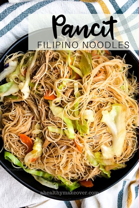 Chicken Pancit Recipe, Filipino Noodles, Phillipino Food, Pancit Recipe, Easy Filipino Recipes, Pinoy Recipe, Noodles With Chicken, Philippines Recipes, Noodle Dishes