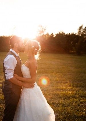 A gloriously colourful, relaxed and alternative country garden wedding in Gloucestershire with Joanna Bongard Photography on the English Wedding Blog Country Garden Wedding, Country Garden Weddings, English Wedding, Country Garden, Country Gardening, The English, Country Wedding, Garden Wedding, Wedding Blog