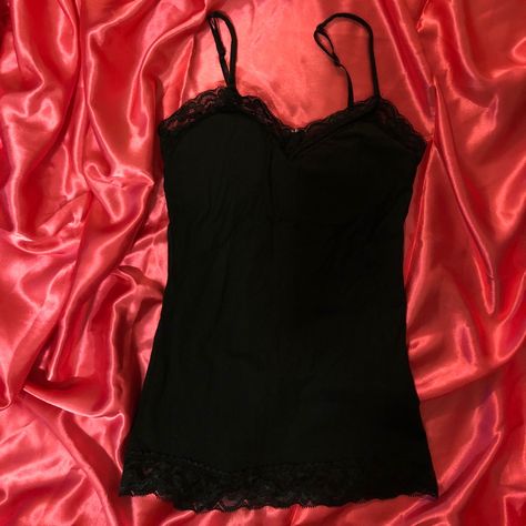 Visual Archive, Dream Fashion, Pretty Bags, Black Tank Top, Top Top, Lace Tank Top, Trim Color, Shelf Bra, Rock Revival