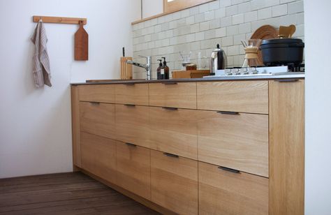 Kitchen of the Week: A Custom Culinary Workspace by a Japanese Atelier: Remodelista Bathroom Wood Furniture, Japanese Kitchen Gadgets, Pine Wood Kitchen, Japanese Inspired Kitchen, Guess House, Japanese Kitchen Design, Spanish Kitchen Design, Stainless Countertops, Kitchen Flat