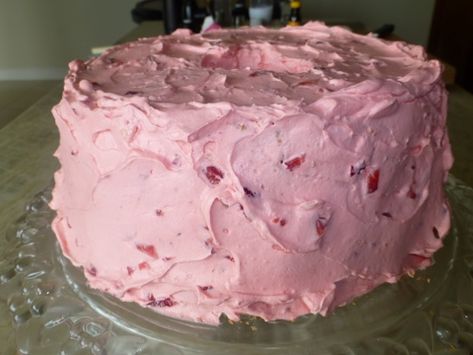 Angel Food Cake With Strawberry Frosting, Angel Food Frosting Recipe, Strawberry Fluff Angel Food Cake, Icing For Angel Food Cake Frostings, Angel Food Cake Icing Recipe, Frosting For Angel Food Cake Simple, Strawberry Filled Angel Food Cake, Strawberry Angel Food Cake Recipes, Icing For Angel Food Cake