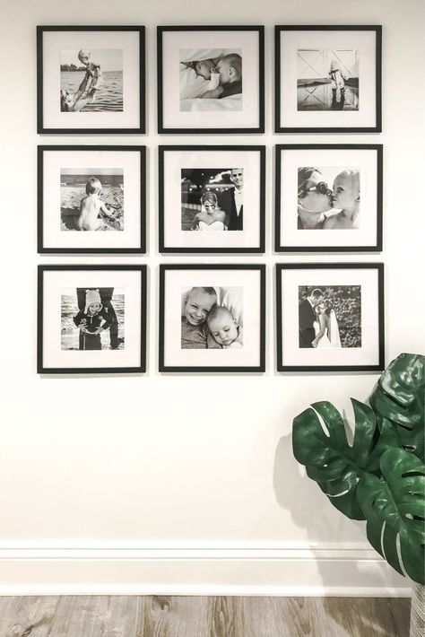 Family Photo Wall Black And White, Black And White Portrait Wall, Black And White Photo Wall Collage, Family Photos Hallway, Black And White Photo Display, Family Photo Frame Ideas, Picture Wall Ideas Living Room, Black Frame Gallery Wall, Wall Picture Collage Ideas