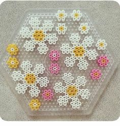 Melt Beads Patterns, Hamma Beads Ideas, Easy Perler Bead Patterns, Melty Bead Patterns, Easy Perler Beads Ideas, Hama Beads Design, Diy Perler Bead Crafts, Perler Bead Templates, Perler Crafts