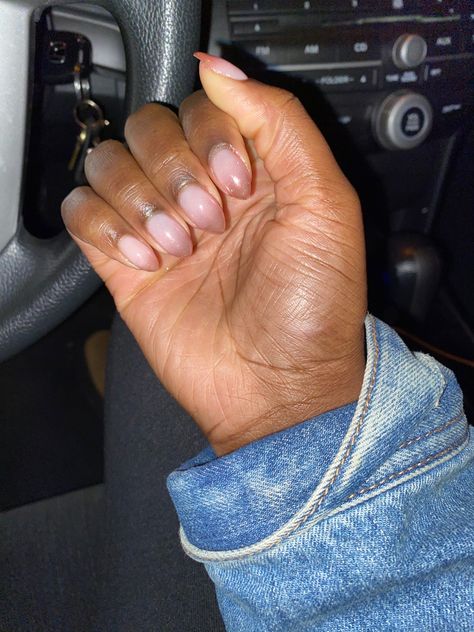 Dark Skin Nails - almond shape with metallic Chrome ombré , black women , minimalist Chrome Nails Dark, Dark Skin Nails, Nails Dark Skin, Nails Dark, Skin Nails, Almond Shape, Nails Almond, Dark Nails, Chrome Nails