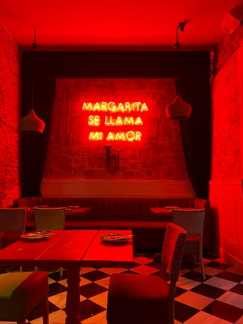 Mexican Neon Lights, Mexican Neon Sign, Mexican Bar Ideas, Mexican Bar, Ig Pics, Design Restaurant, Taco Bar, Pics Ideas, Bar Design Restaurant