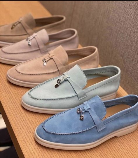 Loro Piana Aesthetic, Guys Shoes, Loro Piana Shoes, Classy Wedding Guest Dresses, Gents Shoes, Loro Piana Men, Diy Balloon, Elegant Sandals, Fashion Shoes Sandals