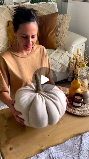 Diy Pumpkin Decor, Veselý Halloween, Fall Pumpkin Crafts, Fall Decor Diy Crafts, Adornos Halloween, Diy D, Zucca Halloween, Fall Thanksgiving Decor, Fall Deco