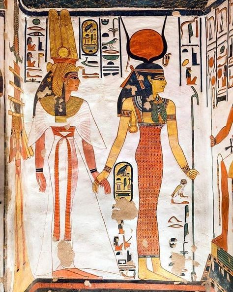 693 Likes, 2 Comments - Land_of_Gods 🇪🇬 (@the_holy_egypt) on Instagram: “Isis and Nefertari ( The Great Wife of Pharaoh Ramesses II) inside the tomb of Nefertari ❤️ ➖ ➖ ➖ ➖…” Queen Nefertari, Ancient Egyptian Tombs, Egyptian Painting, Egyptian Mythology, Ancient Egyptian Art, Egyptian Goddess, Egyptian Art, Metropolitan Museum Of Art, Ancient Egyptian