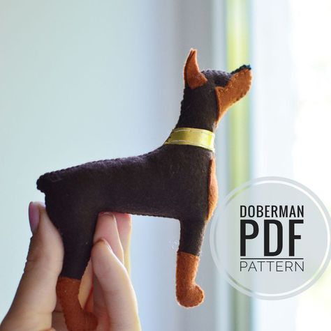 Diy Pet Toys, Felt Dog Ornament, Diy Baby Mobile, Felt Ornaments Diy, Kawaii Diy, Felt Plushie, Felt Dogs, Diy Felt, Dog Crafts