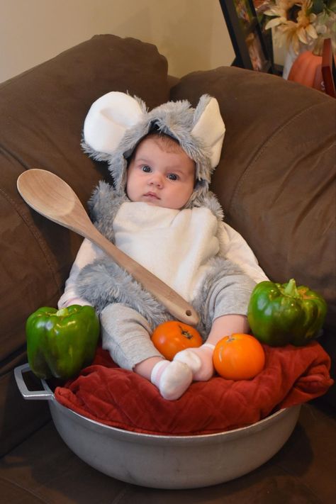 Disney themed infant costume, ratatouille 1 Month Halloween Costume, Ratatouille Costume, Disney Baby Costumes, Disney Photoshoot, Ratatouille Disney, Infant Costume, Baby Milestones Pictures, Classic Halloween Costumes, Milestone Pictures