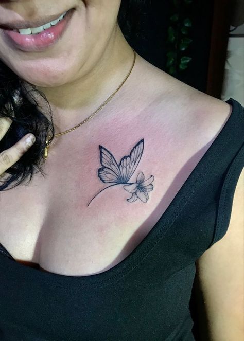 Mini Chest Tattoo Female, Ladies Chest Tattoo Ideas, Tattoo Near Chest, Ladies Chest Tattoo, Flower Tattoo Chest, Butterfly Tattoo Chest, Women Chest Tattoo, Small Chest Tattoo Female, Tattoo Ladies