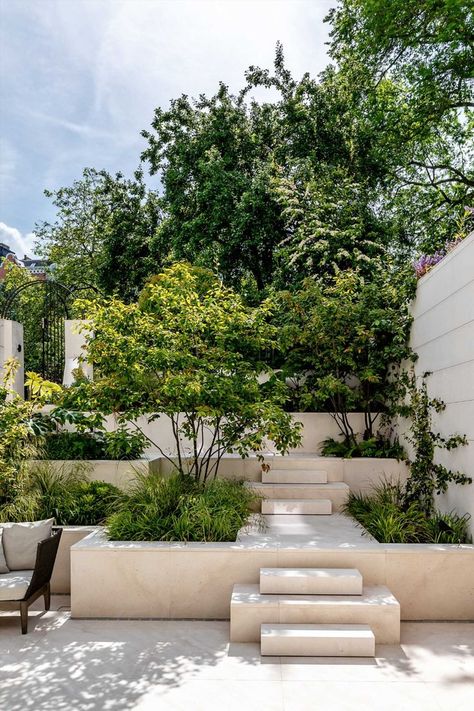 Tiered Courtyard Garden, Planter Box Design, Tiered Backyard, Japandi Garden, Communal Garden, Planning Garden, London Townhouse, Garden Stairs, London Garden