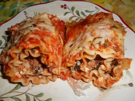 Lasagna For Two, Recipes With Lasagna Noodles, Lasagne Roll Ups, Ricotta Lasagna, Recipe Lasagna, Lasagna Recipe With Ricotta, Cooking Crafts, Lasagna Roll Ups, Cheese And Tomato