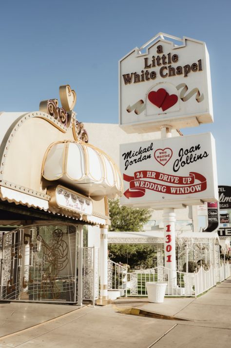 Old Vegas Aesthetic Wedding, Vegas Marriage Aesthetic, Tacky Vegas Wedding, Married In Vegas Aesthetic, Vintage Americana Wedding, Getting Married In Vegas, Vintage Las Vegas Wedding, Wedding Chapel Aesthetic, Las Vegas Elopement Aesthetic