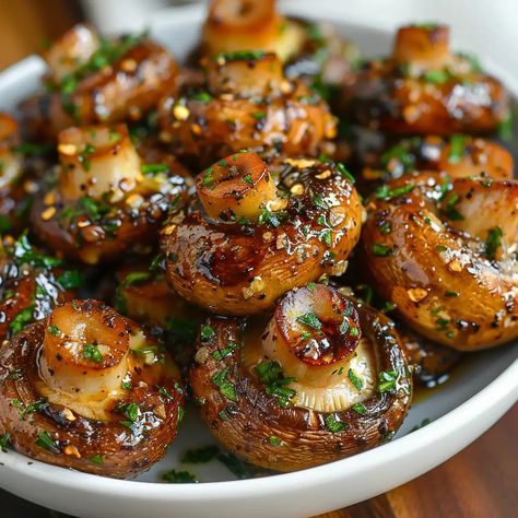 Fresh Mushrooms Recipes, Butter Mushrooms, Mushrooms Recipes, Mushroom Side Dishes, Mushroom Recipes Healthy, Garlic Butter Mushrooms, Mushroom Dish, Easy Appetizers, German Recipes